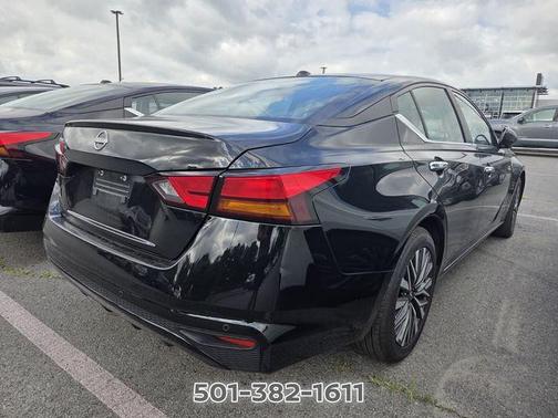 Black 2025 Nissan Altima SV