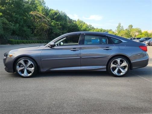 2020 Honda Accord Touring 2.0T