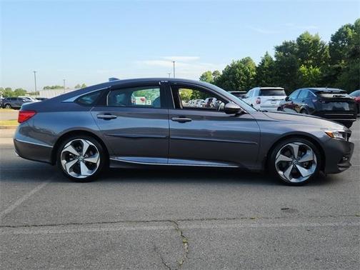 2020 Honda Accord Touring 2.0T