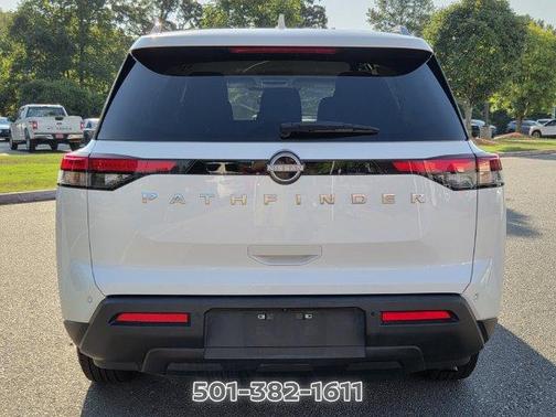 Glacier White 2025 Nissan Pathfinder SV