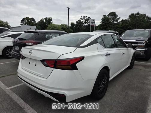 Glacier White 2024 Nissan Altima 2.5 S