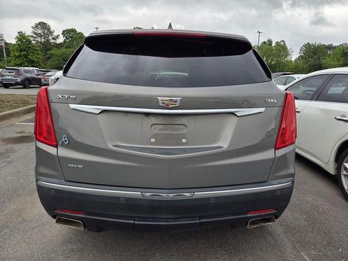 Bronze 2017 Cadillac XT5 Luxury