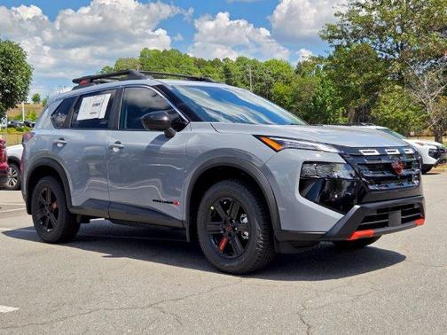 Boulder Gray Pearl 2026 Nissan Rogue CREEK