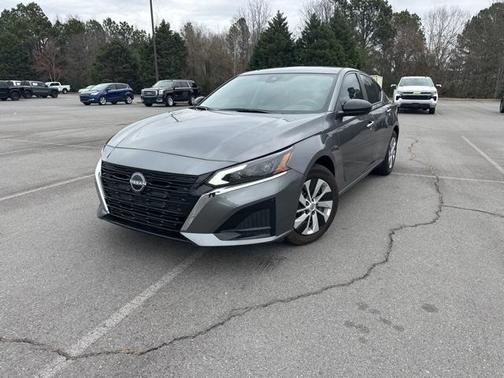 2025 Nissan Altima S
