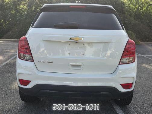 Summit White 2022 Chevrolet Trax LS