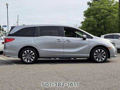Lunar Silver Metallic 2024 Honda Odyssey EX-L