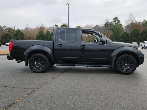 2021 Nissan Frontier SV