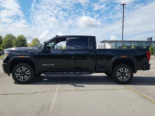 2022 GMC Sierra 2500 AT4
