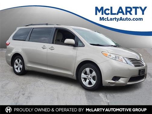 2015 Toyota Sienna LE