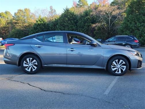 2025 Nissan Altima S