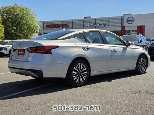 Brilliant Silver Metallic 2023 Nissan Altima 2.5 SV