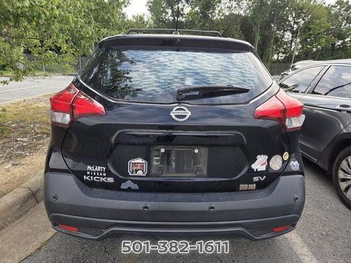 Super Black 2020 Nissan Kicks SV