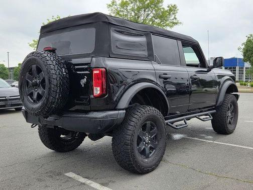 Shadow Black 2024 Ford Bronco Black Diamond