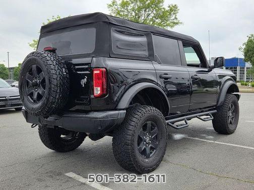 Shadow Black 2024 Ford Bronco Black Diamond