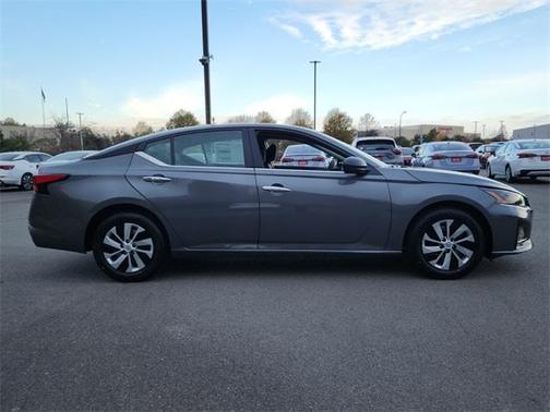2025 Nissan Altima S