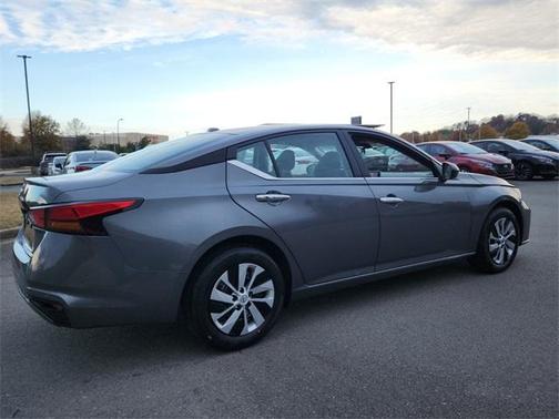 2025 Nissan Altima S