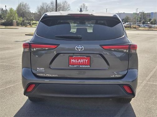 2021 Toyota Highlander LE