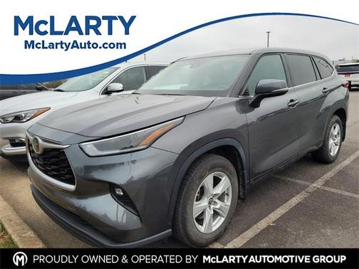 2021 Toyota Highlander LE