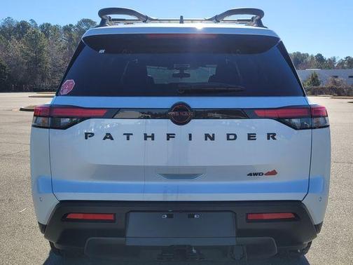 Everest White P 2026 Nissan Pathfinder Rock Creek