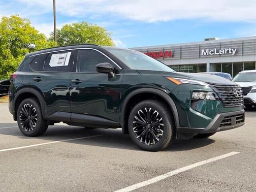 Obsidian Black 2026 Nissan Rogue