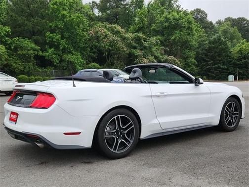 2020 Ford Mustang EcoBoost