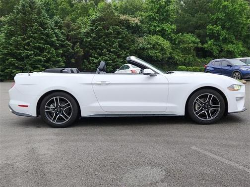 2020 Ford Mustang EcoBoost