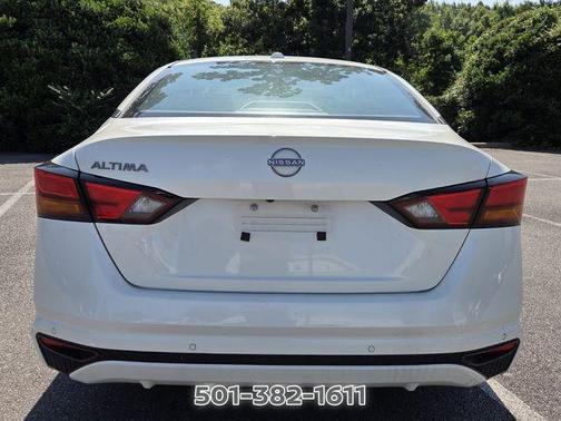 Pearl White 2025 Nissan Altima SV