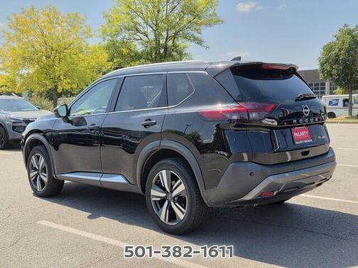 Super Black 2023 Nissan Rogue SL