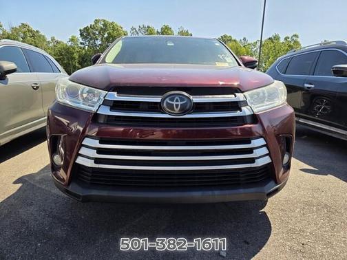 Ooh La La Rouge Mica 2017 Toyota Highlander LE Plus