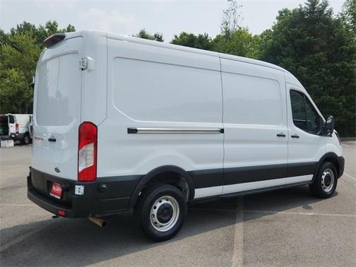 2024 Ford Transit-250 148 WB Medium Roof Cargo