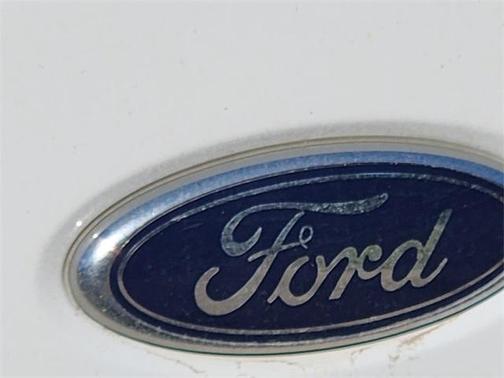 2024 Ford Transit-250 148 WB Medium Roof Cargo