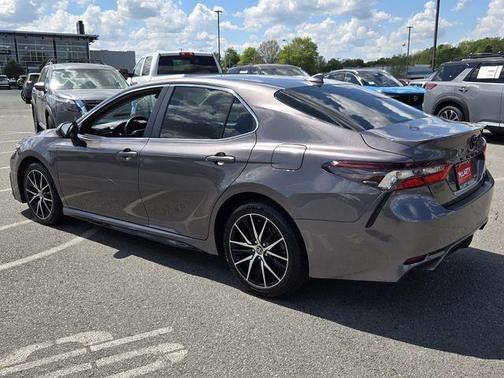 Predawn Gray Mica 2022 Toyota Camry SE