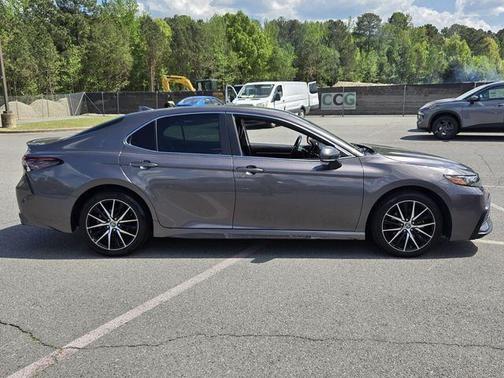 Predawn Gray Mica 2022 Toyota Camry SE