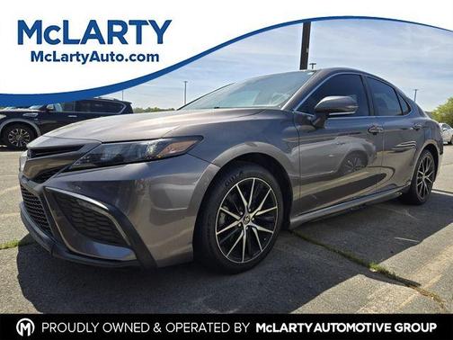 Predawn Gray Mica 2022 Toyota Camry SE