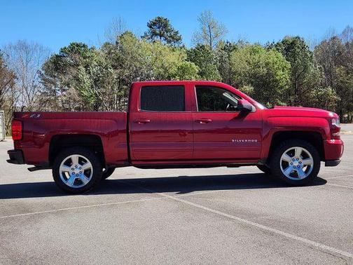 2018 Chevrolet Silverado 1500 2LT