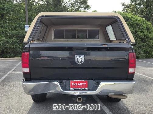 Brilliant Black Crystal Pearlcoat 2017 RAM 1500 Tradesman/Express