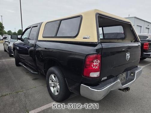 Brilliant Black Crystal Pearlcoat 2017 RAM 1500 Tradesman/Express