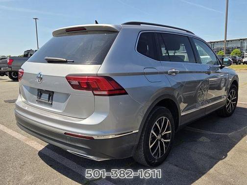 Pyrite Silver Metallic 2021 Volkswagen Tiguan 2.0T SE