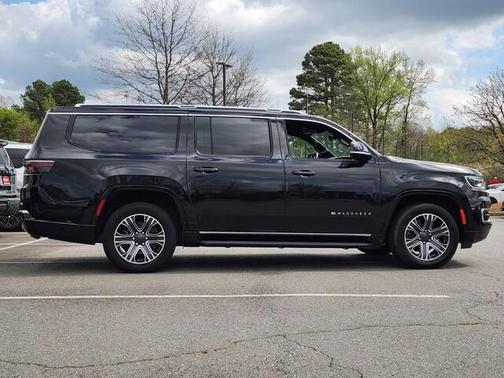 Diamond Black 2024 Jeep Wagoneer L Series II