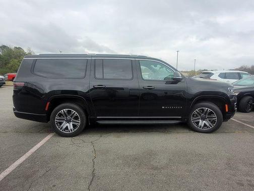 Diamond Black 2024 Jeep Wagoneer L Series II