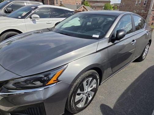 Gun Metallic 2024 Nissan Altima 2.5 S