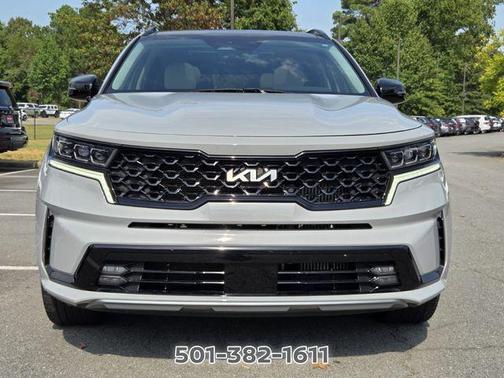 Gray 2023 Kia Sorento SX