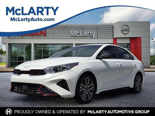 Snow White Pearl 2024 Kia Forte GT-Line
