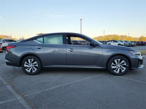 2025 Nissan Altima S