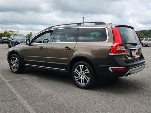 2015 Volvo XC70 T5 Premier Plus
