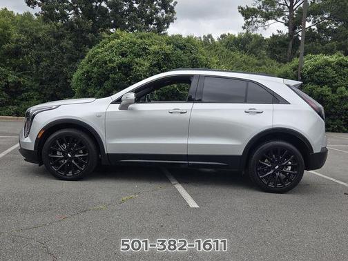 Radiant Silver Metallic 2022 Cadillac XT4 Sport