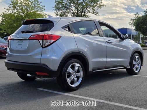 Lunar Silver Metallic 2022 Honda HR-V LX
