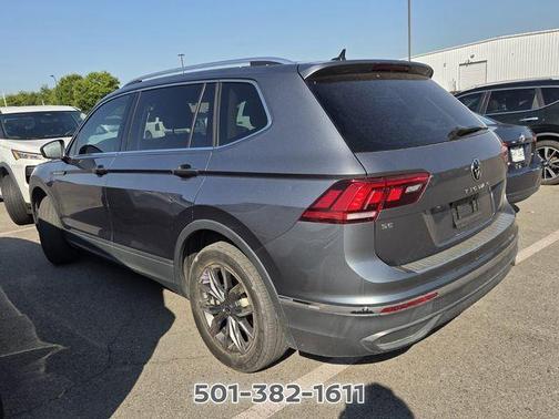 Platinum Gray Metallic 2022 Volkswagen Tiguan 2.0T SE