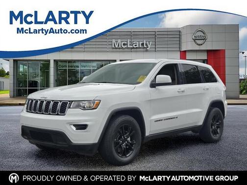 Bright White Clearcoat 2022 Jeep Grand Cherokee WK Laredo