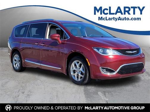 2020 Chrysler Pacifica Touring-L